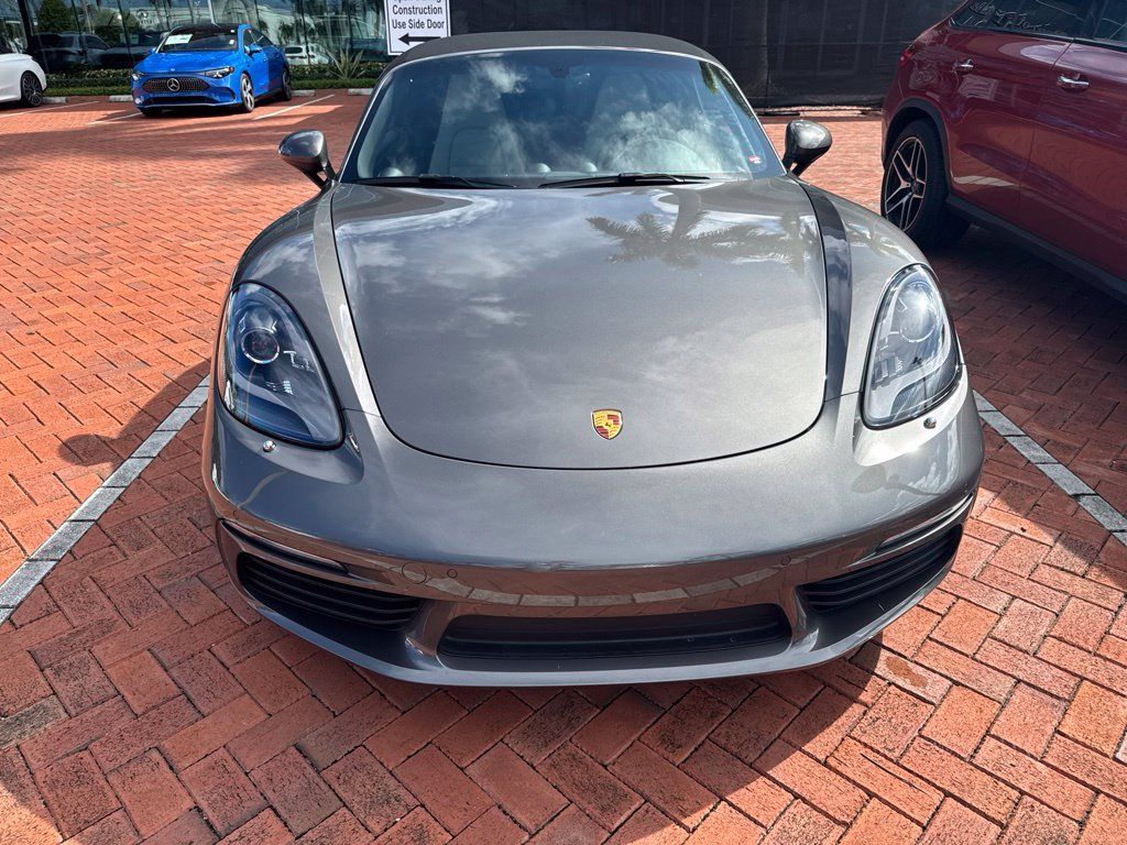 Used 2025 Porsche 718 Boxster S RWD image 6
