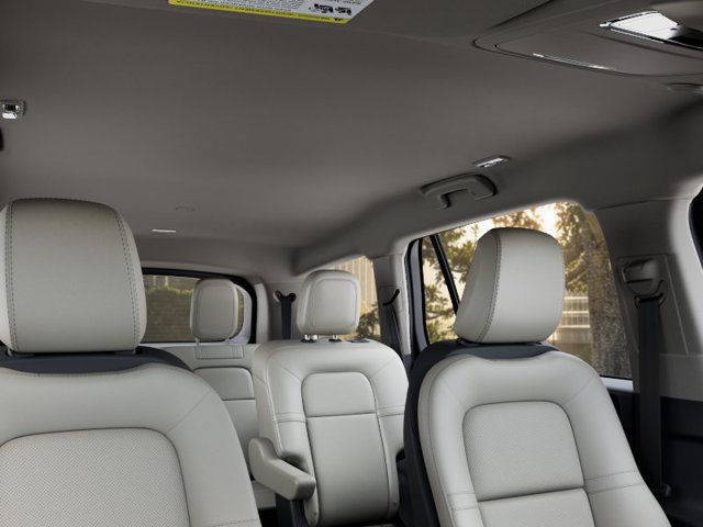 New 2027 Lincoln Aviator AWD image 23