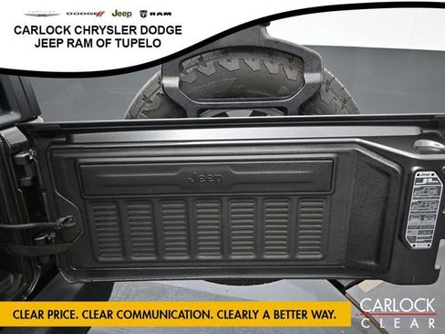 Used 2025 Jeep Wrangler Sport image 26