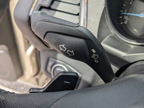 Used 2017 Ford Escape Titanium FWD image 29
