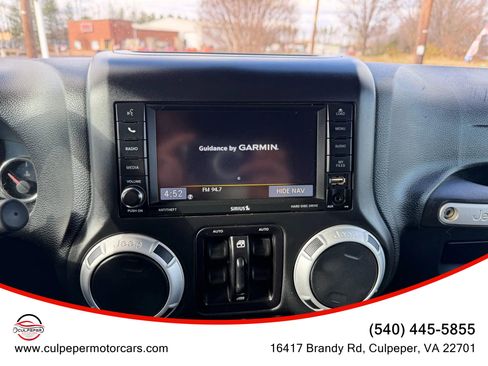 Used 2016 Jeep Wrangler Unlimited Sahara w/ Dual Top Group image 18