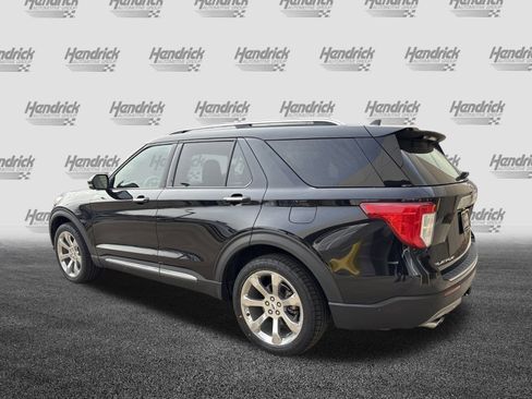 Used 2020 Ford Explorer Platinum w/ Premium Technology Package image 8