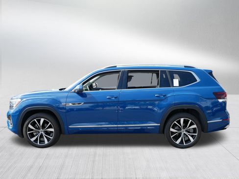 Certified 2025 Volkswagen Atlas SEL Premium R-Line AWD/4WD image 4