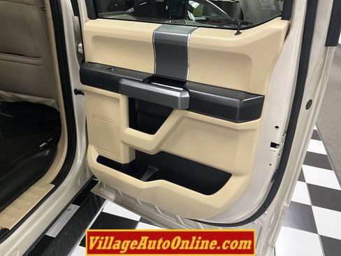 Used 2018 Ford F150 XLT w/ Equipment Group 302A Luxury image 34