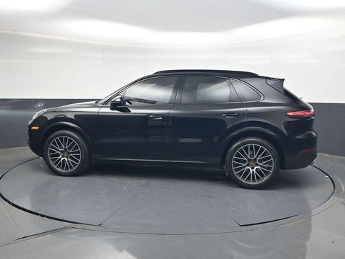 Used 2019 Porsche Cayenne AWD/4WD image 12