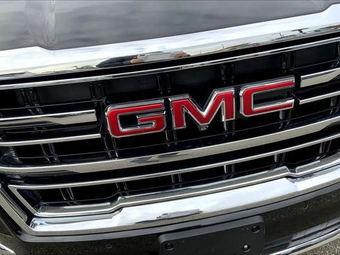 Used 2022 GMC Yukon SLT w/ SLT Luxury Package image 31