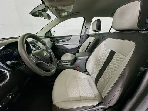 Used 2020 Chevrolet Equinox LS FWD image 13
