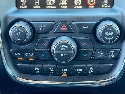 Used 2016 Dodge Durango Limited w/ Nav & Power Liftgate Group image 34