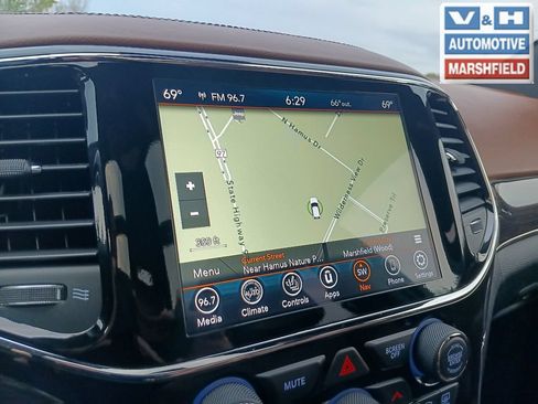 Used 2021 Jeep Grand Cherokee Overland w/ Protech Group AWD/4WD image 6