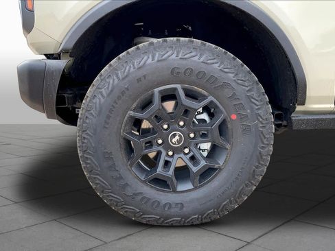 New 2026 Ford Bronco Badlands AWD/4WD image 11
