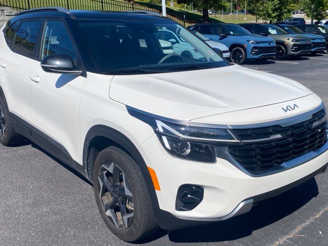 Used 2025 Kia Seltos S FWD image 8