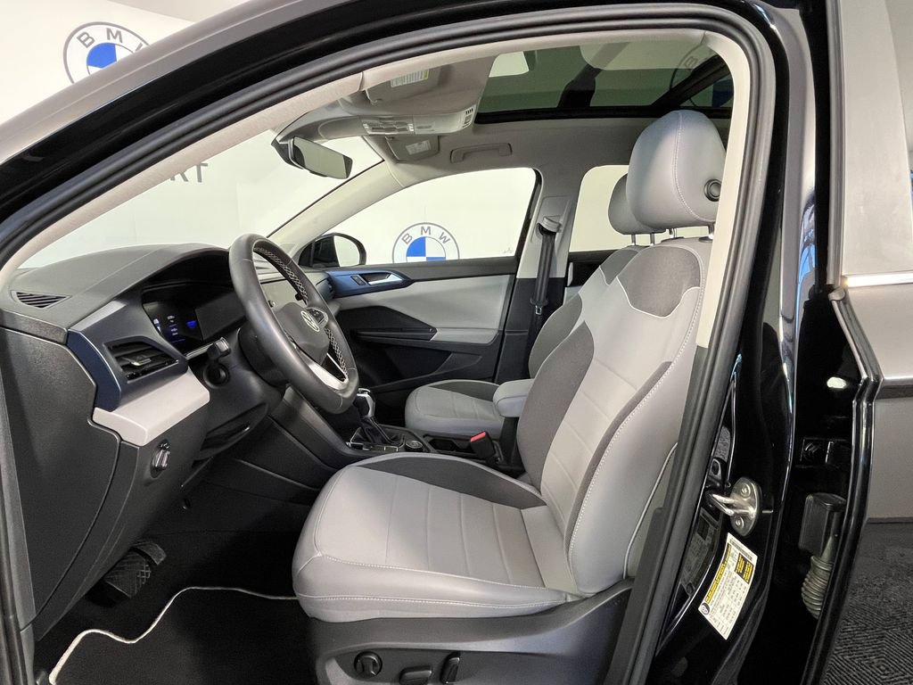 Used 2023 Volkswagen Taos SE AWD/4WD image 21