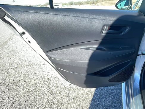 Used 2025 Toyota Corolla image 17