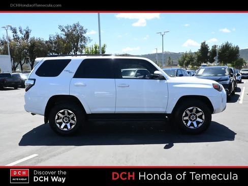 Used 2023 Toyota 4Runner TRD Off-Road Premium AWD/4WD image 5