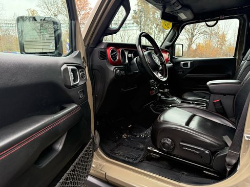 Used 2020 Jeep Gladiator Rubicon image 15