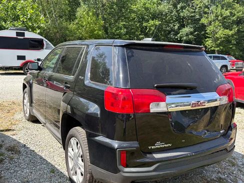 Used 2017 GMC Terrain SLE AWD/4WD image 1