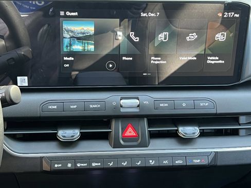 Used 2025 Kia K4 FWD image 18