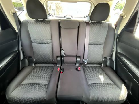 Used 2020 Nissan Rogue SV AWD/4WD image 19