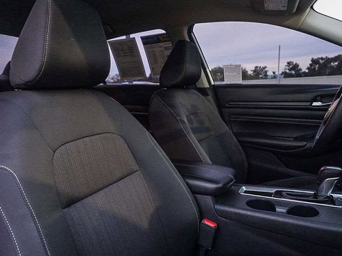 Used 2019 Nissan Altima 2.5 S image 16
