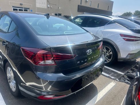 Used 2020 Hyundai Elantra Value Edition w/ Cargo Package (C1) FWD image 4