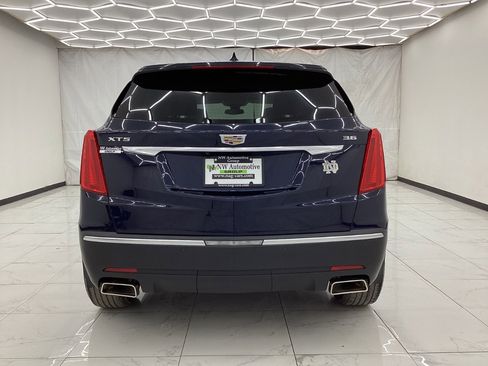 Used 2017 Cadillac XT5 Luxury w/ Driver Awareness Package image 10