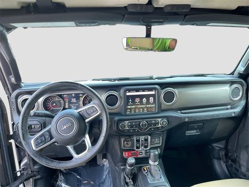 Used 2018 Jeep Wrangler Unlimited Rubicon image 23