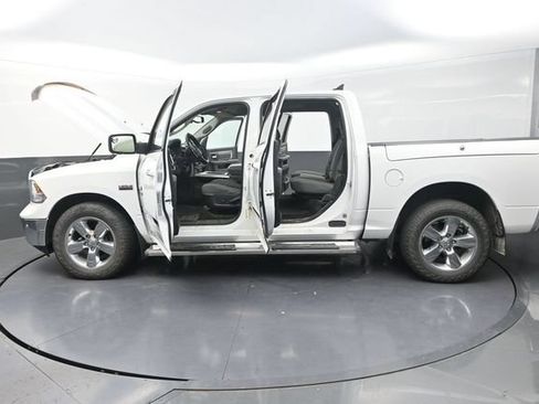 Used 2017 RAM 1500 Big Horn AWD/4WD image 42