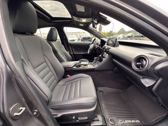 Used 2024 Lexus IS 350 F Sport AWD/4WD image 31