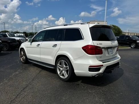 Used 2014 Mercedes-Benz GL 550 4MATIC image 9