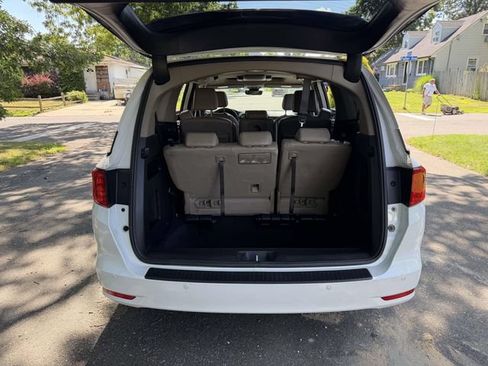 Used 2023 Honda Odyssey Touring image 8