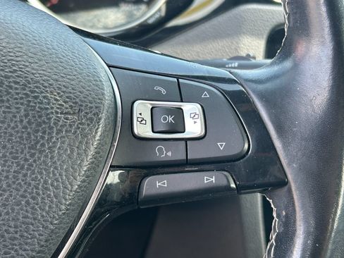 Used 2015 Volkswagen Jetta Sport FWD image 19