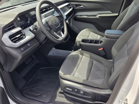 New 2027 Chevrolet Bolt LT w/ Comfort Package FWD image 5
