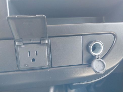 Used 2023 GMC Savana 3500 LS image 25