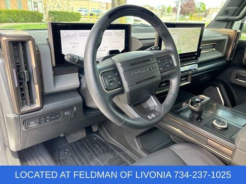 Used 2025 GMC Hummer EV 2X AWD/4WD image 10