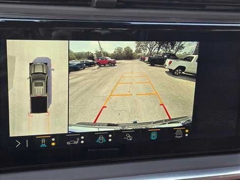 Used 2023 GMC Sierra 1500 Denali Ultimate image 14