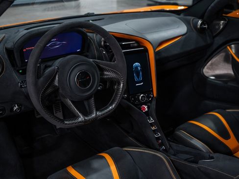 Used 2018 McLaren 720S Performance image 44
