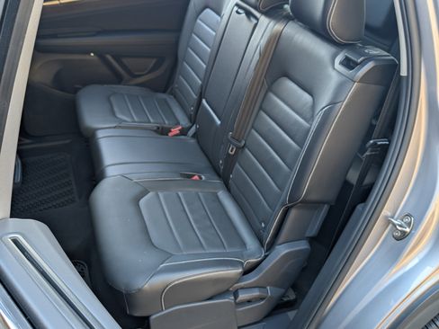 Used 2024 Volkswagen Atlas SEL image 18