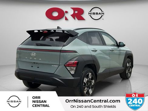 Used 2025 Hyundai Kona SEL AWD/4WD image 5