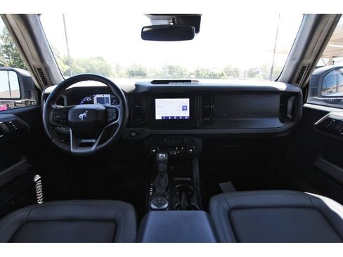 Certified 2023 Ford Bronco Black Diamond AWD/4WD image 11
