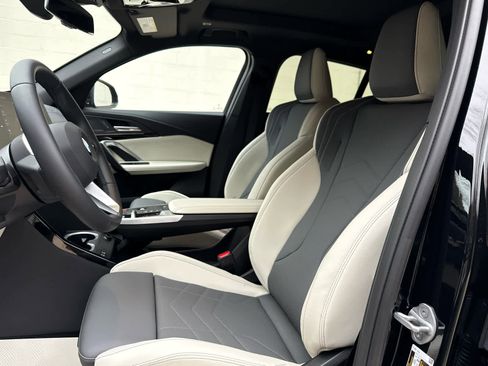 New 2026 BMW X2 xDrive28i w/ Convenience Package image 12