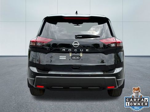Used 2025 Nissan Rogue SV FWD image 10