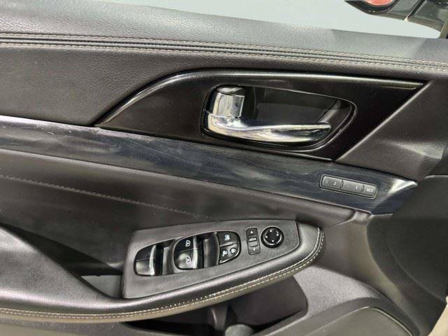 Used 2019 Nissan Maxima Platinum w/ Illumination Package FWD image 15