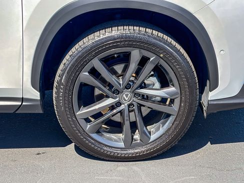 Used 2025 Lexus NX 450h+ AWD w/ Accessory Package (2T) image 9