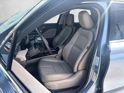 Used 2022 Lincoln Corsair FWD image 27