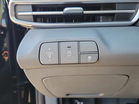 New 2026 Hyundai Elantra SE image 24