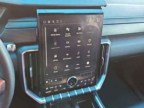 Certified 2024 GMC Acadia Elevation image 15