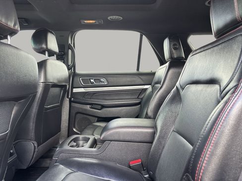 Used 2017 Ford Explorer Sport w/ Equipment Group 401A image 17