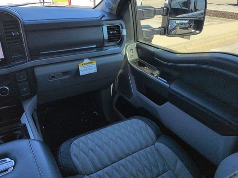 Used 2024 Ford F250 Limited AWD/4WD image 16
