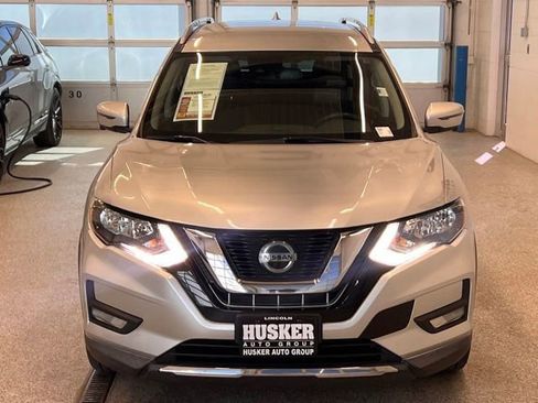 Used 2020 Nissan Rogue SL FWD image 3