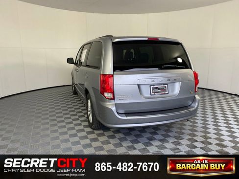 Used 2014 Dodge Grand Caravan SXT FWD image 5